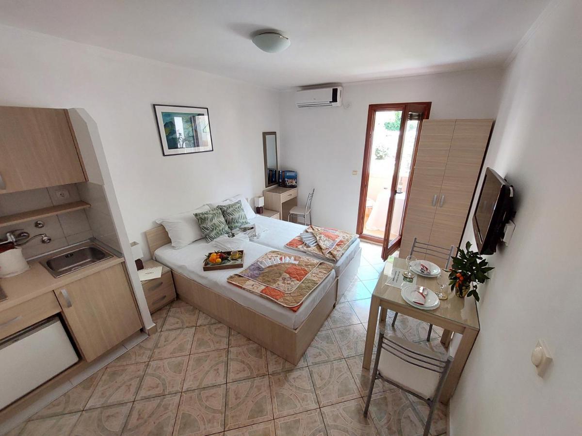 Apartmani Dalex Budva Exterior foto